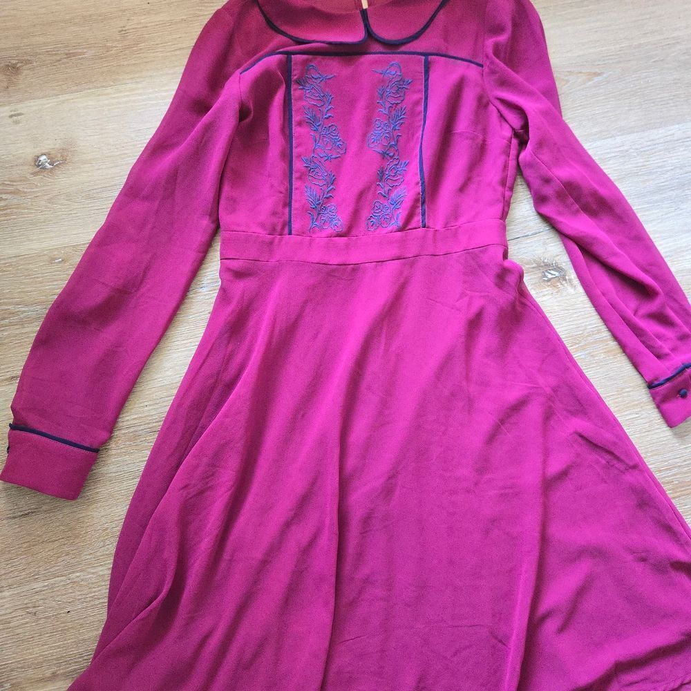Chic Long Sleeve Burgundy Dress - Picture 2 of 10